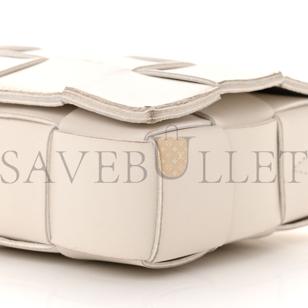 bo*te*ga Ve*ne*ta lambskin maxi intrecciato small cassette crossbody bag white (19*12*4cm)